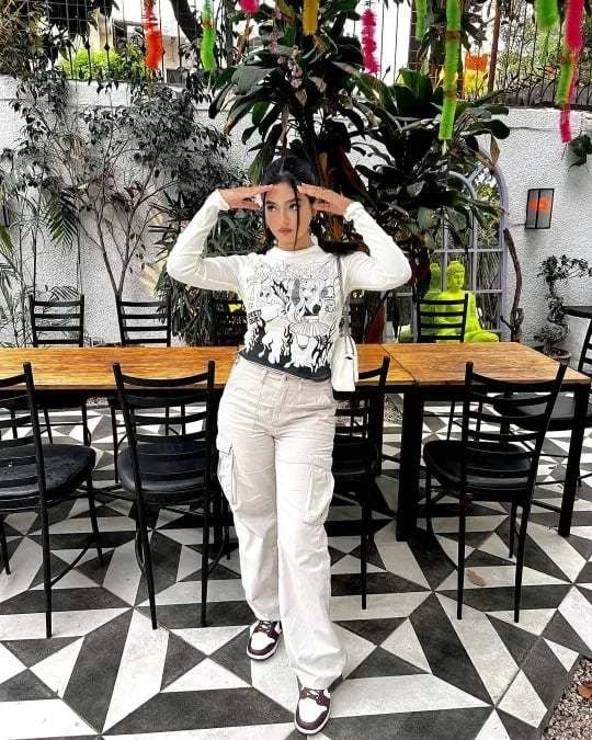 The (VIRAL) Adjustable Cargo Pants